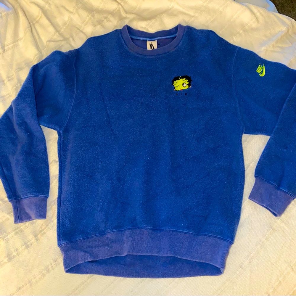 Sweat shirt